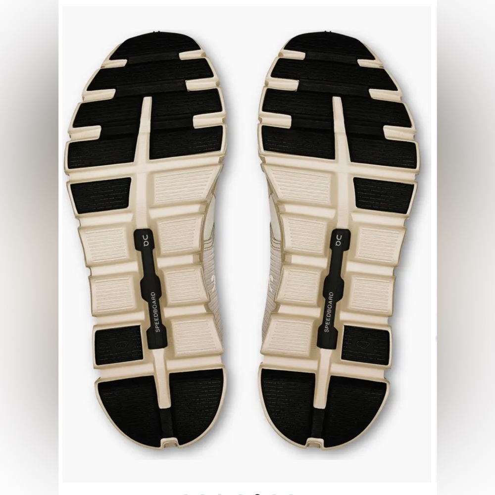 ON Clouds | Women’s Cloud 6 Waterproof Sneaker size 7.5 - Picture 4 of 10